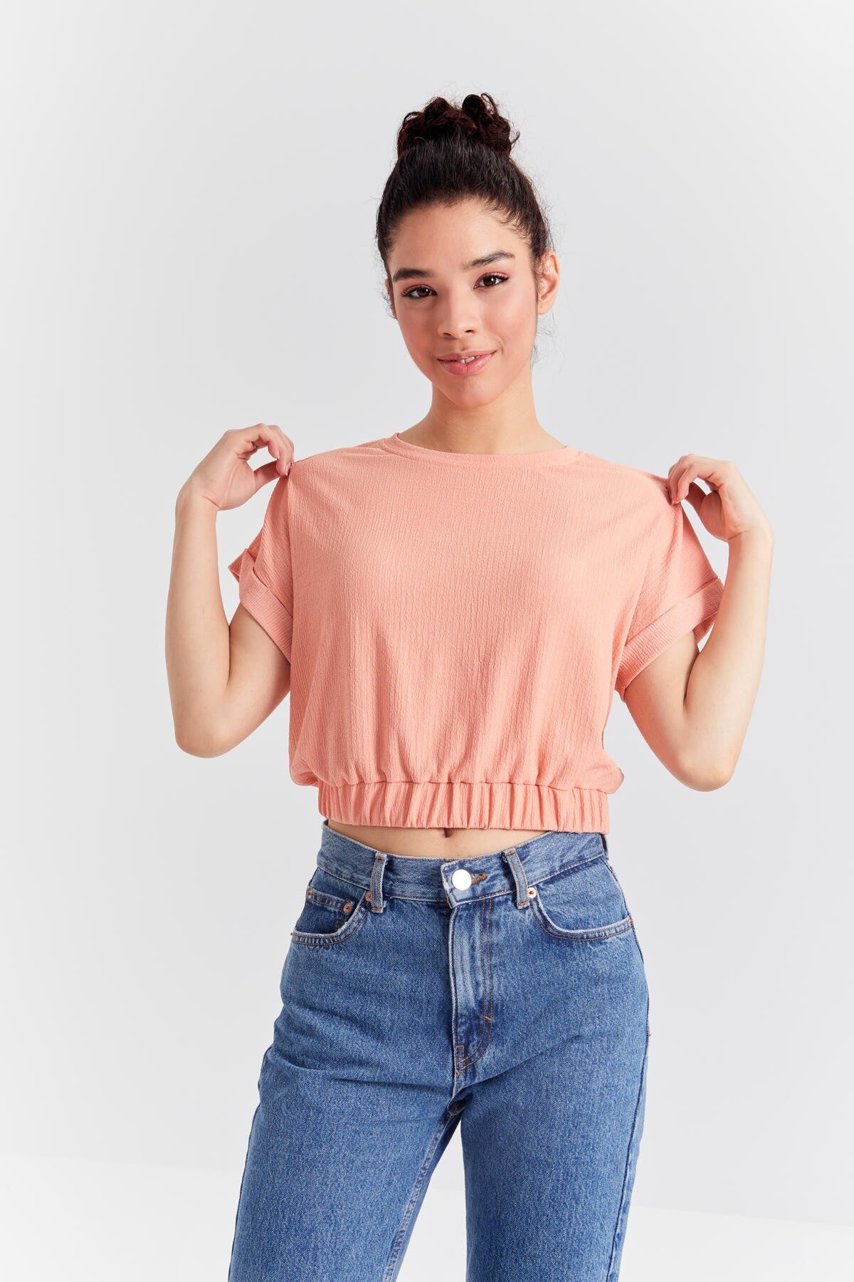 Melon Inside Basic O Collar Belt Elastane Crinkle Fabric Women's Crop Top T-Shirt - 97227