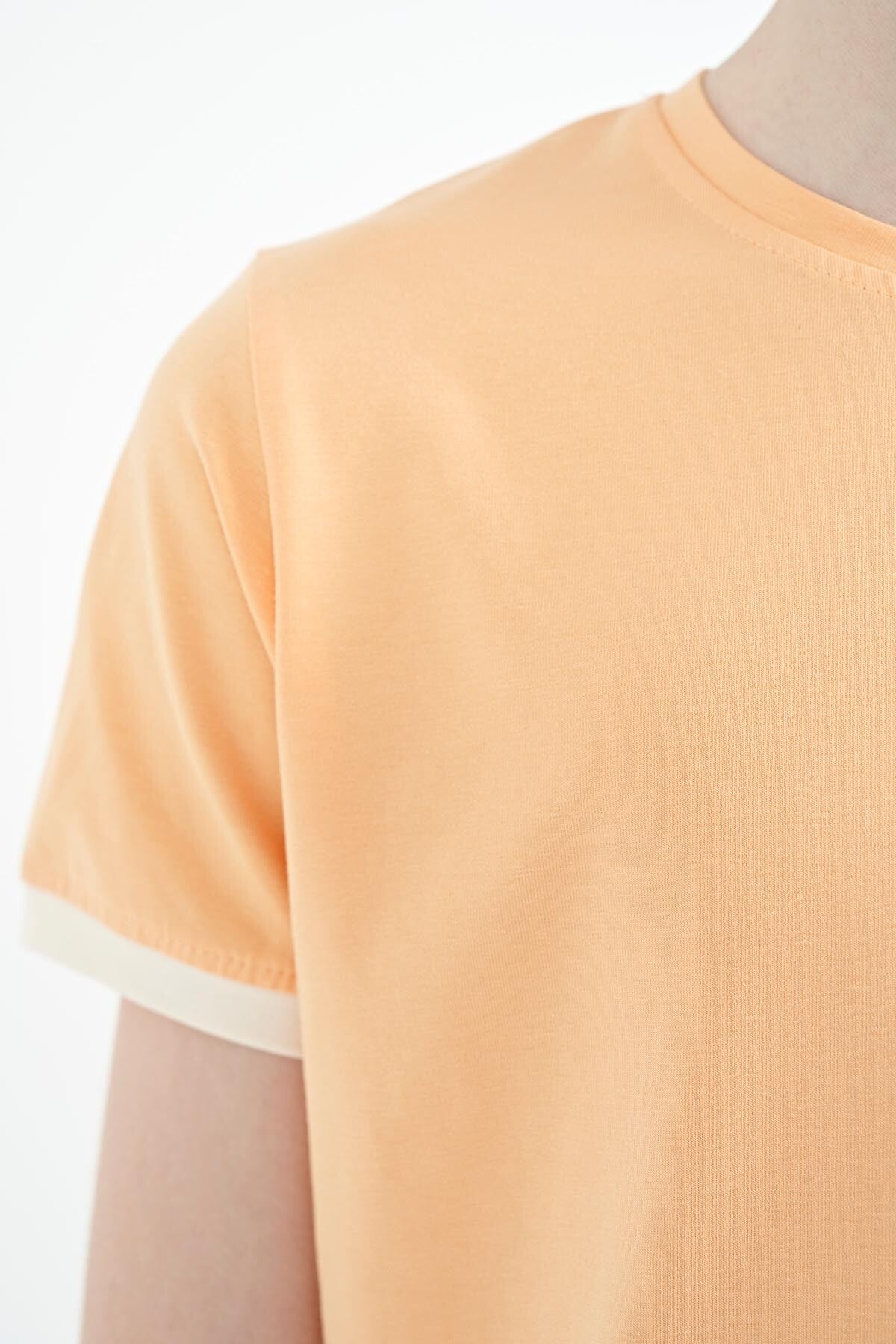Melon Inside Print Detailed O Collar Standard Cut Boys T-Shirt - 11131