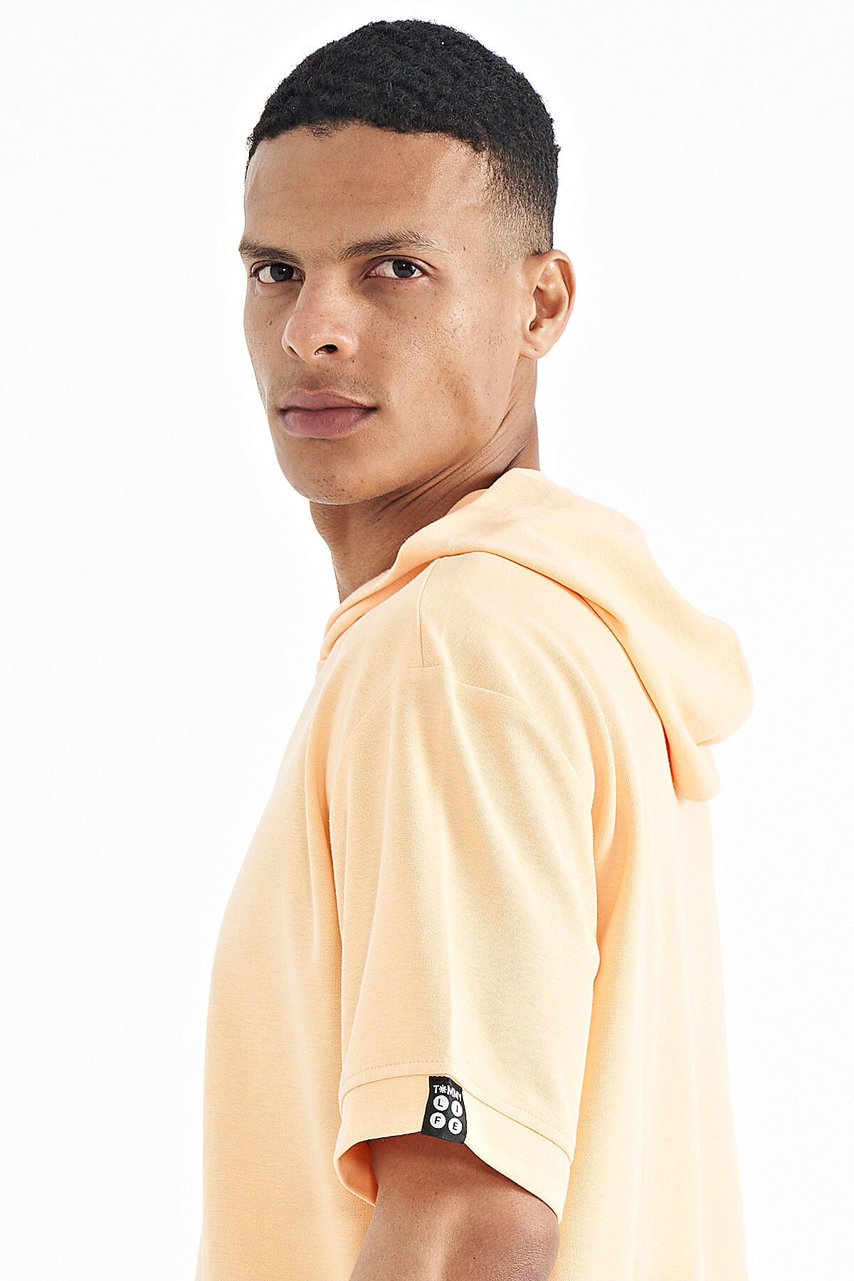 Melon Inside Hooded Sleeve Label Detailed Oversize Men's T-shirt - 88179