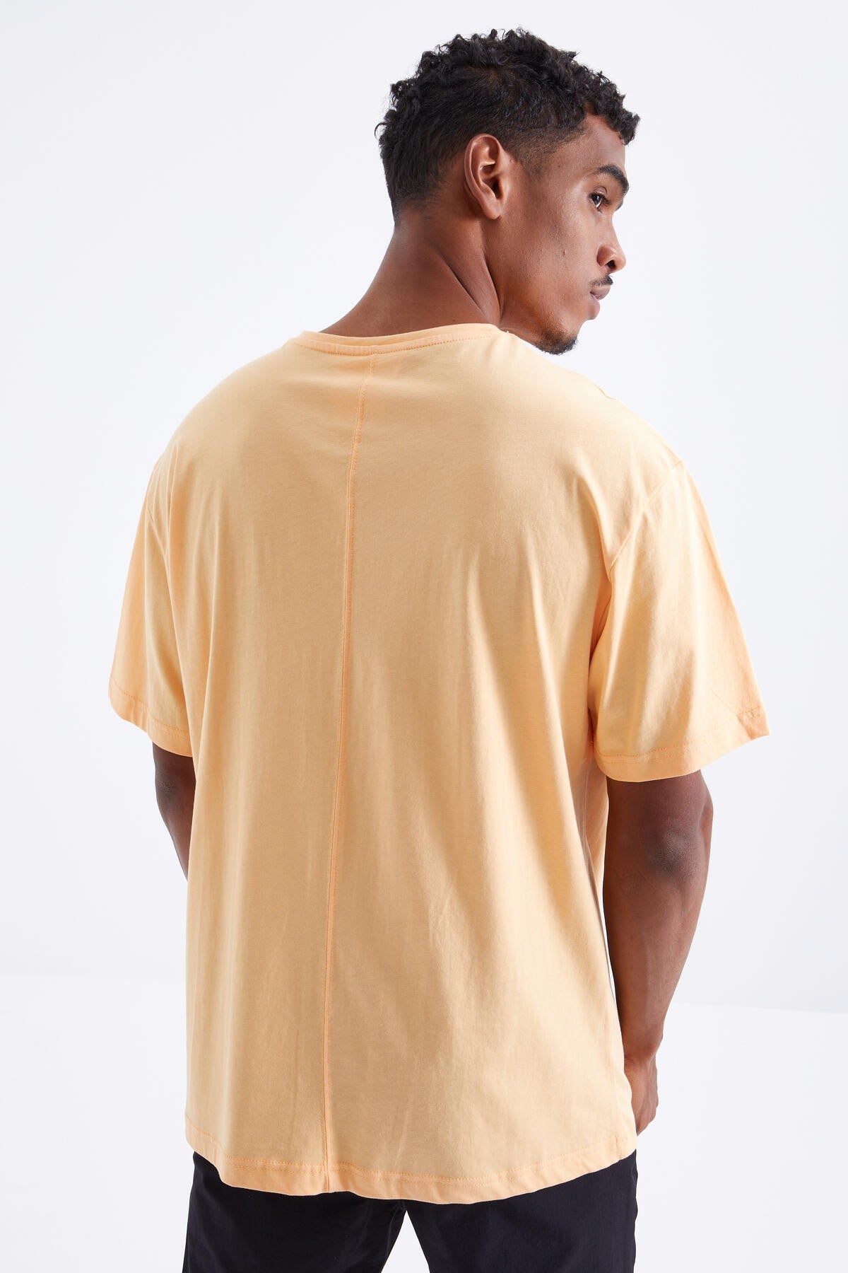 Minimal Print Watermelon Inside O Collar Men's Oversize T-Shirt - 88096