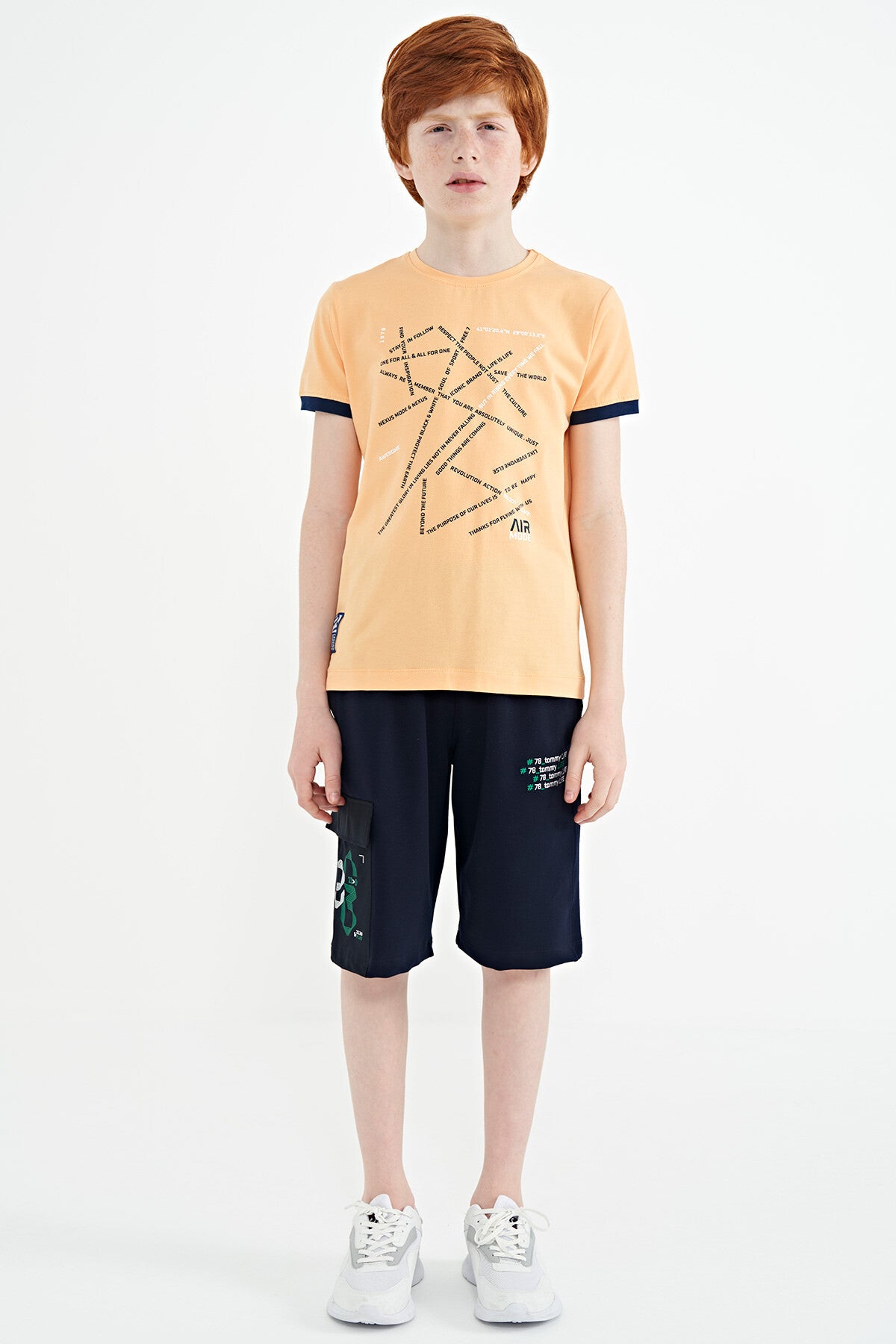 Minimal Print Inside Melon Standard Fit O Collar Boys T-Shirt - 11132
