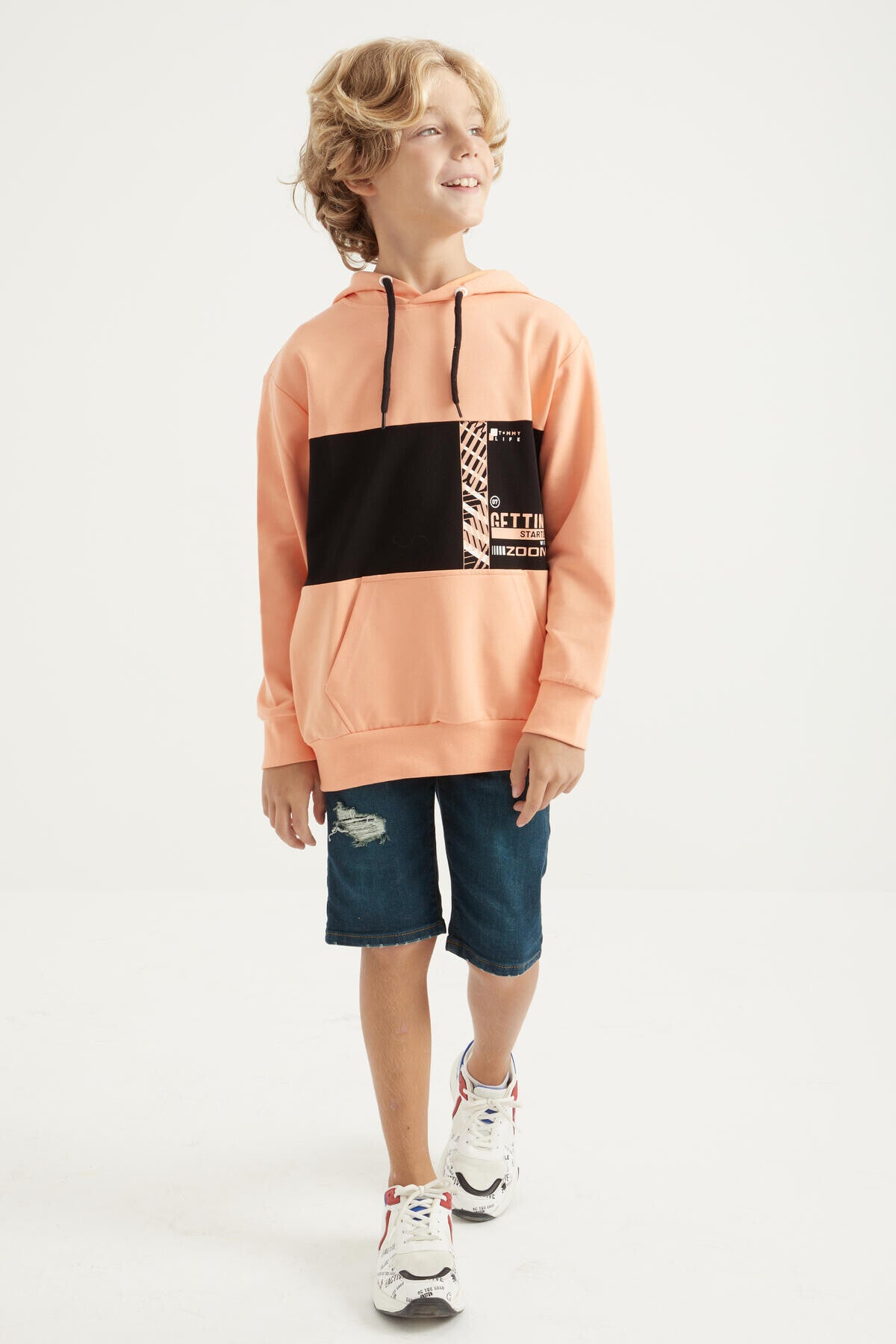 Melon Inside Embroidered Kangaroo Pocket Hooded Standard Fit Boys' Sweatshirt - 11010