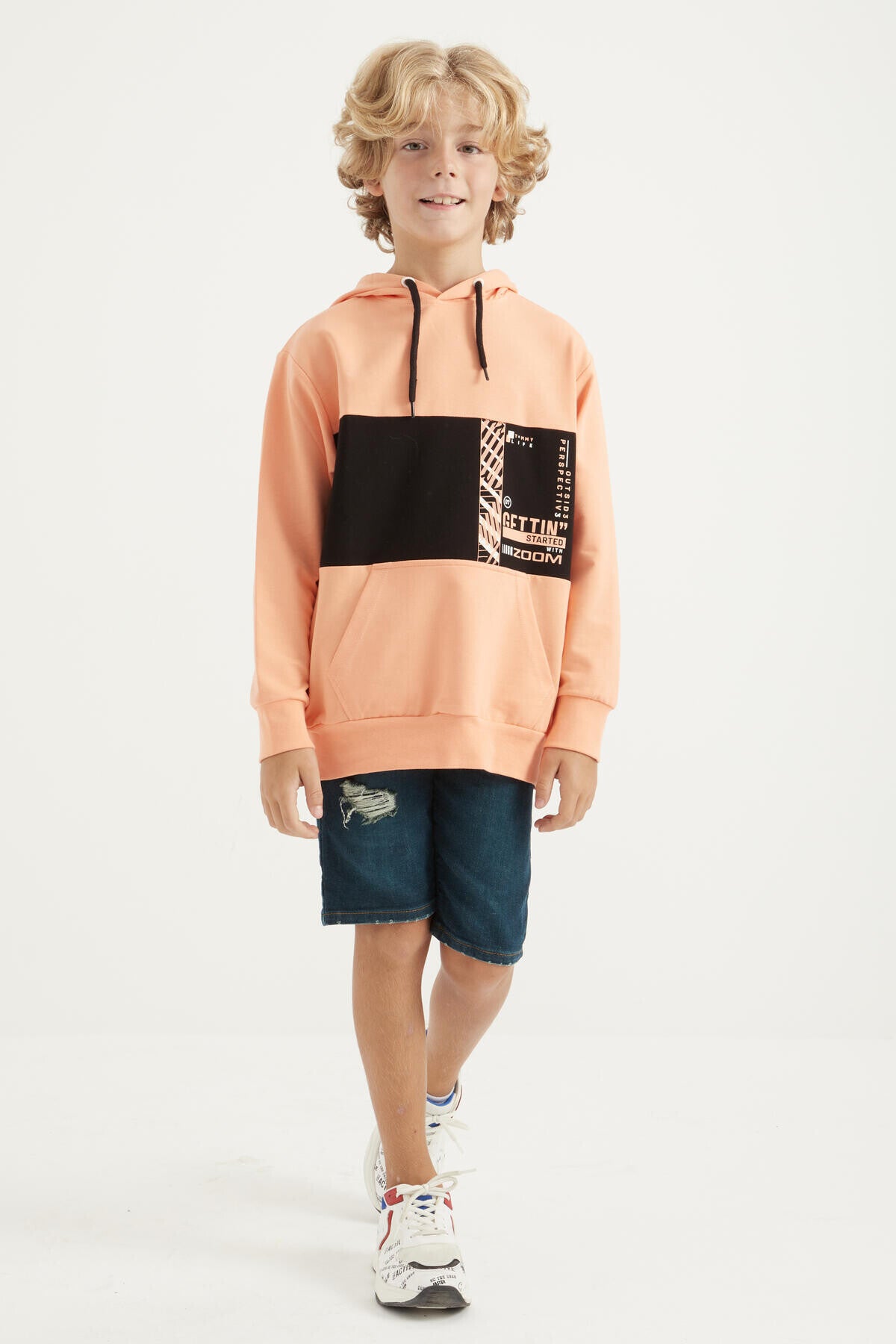Melon Inside Embroidered Kangaroo Pocket Hooded Standard Fit Boys' Sweatshirt - 11010