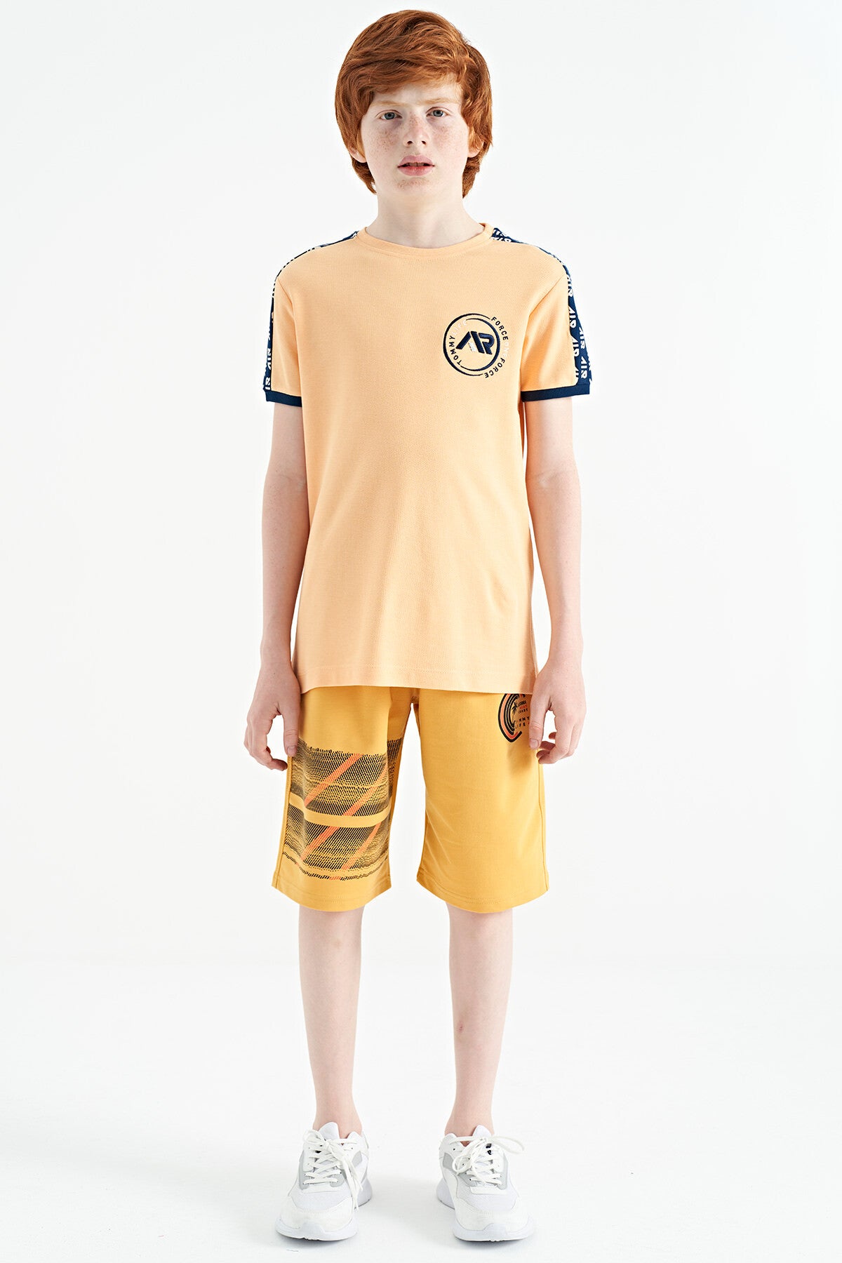Melon Inside Shoulder Print Detailed Standard Mold O Collar Boys T-Shirt - 11121