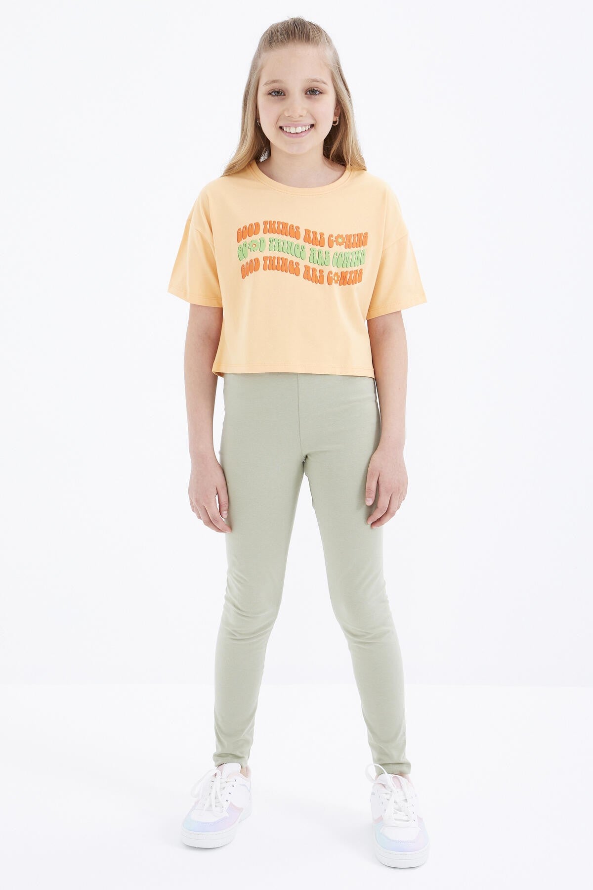 Melon Inside Oversize Colorful Print Drop Shoulder O Collar Girls Crop T-Shirt - 75038