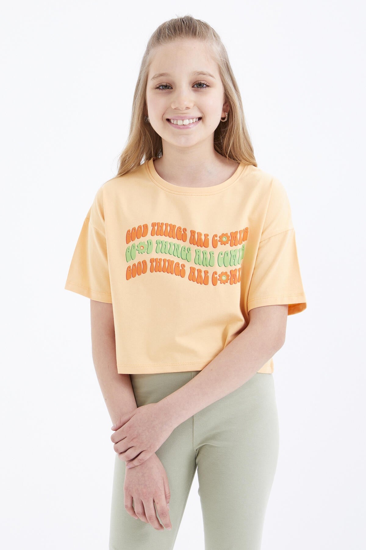 Melon Inside Oversize Colorful Print Drop Shoulder O Collar Girls Crop T-Shirt - 75038