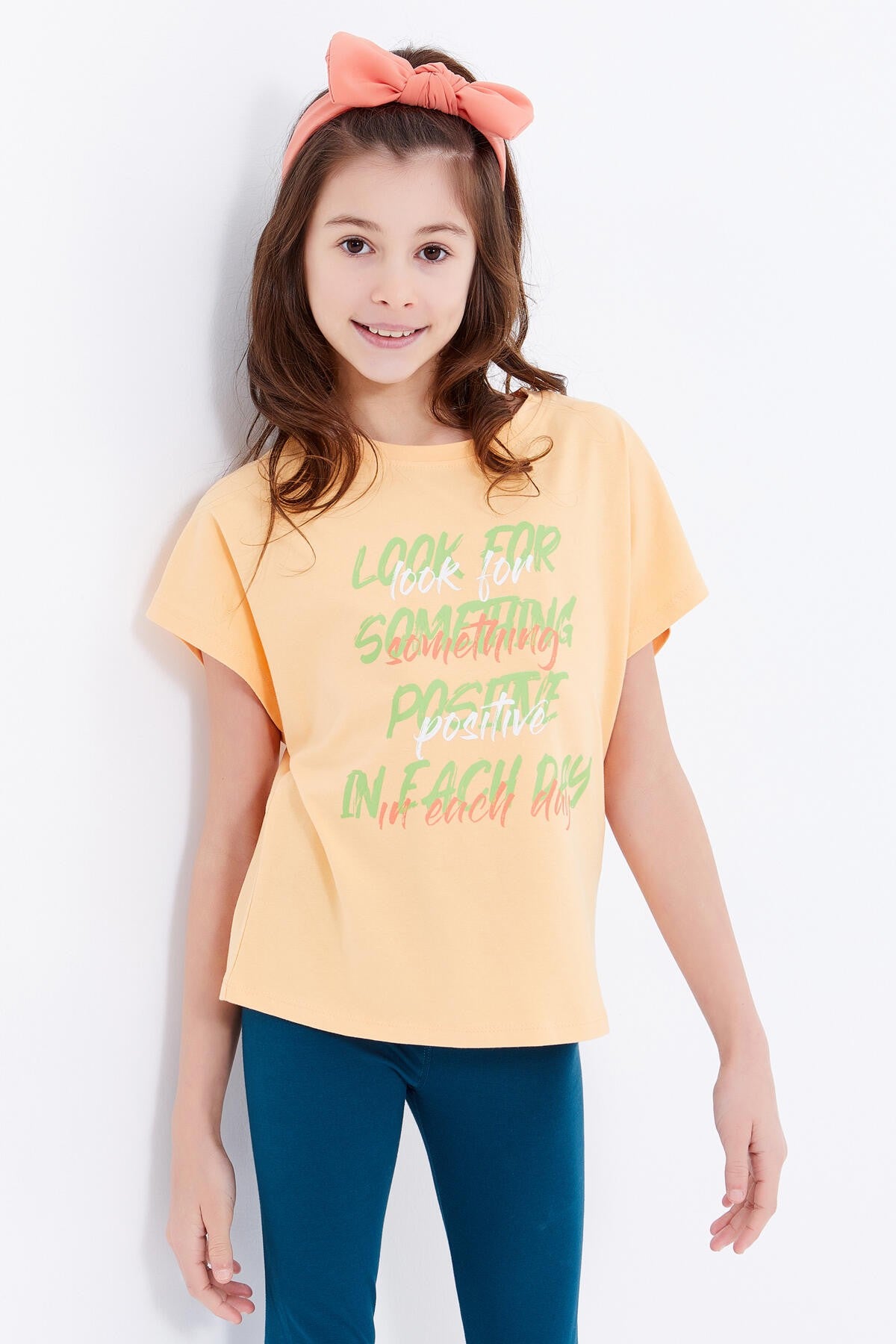 Melon Inside Oversize Colorful Print O Collar Girls' T-Shirt - 75029