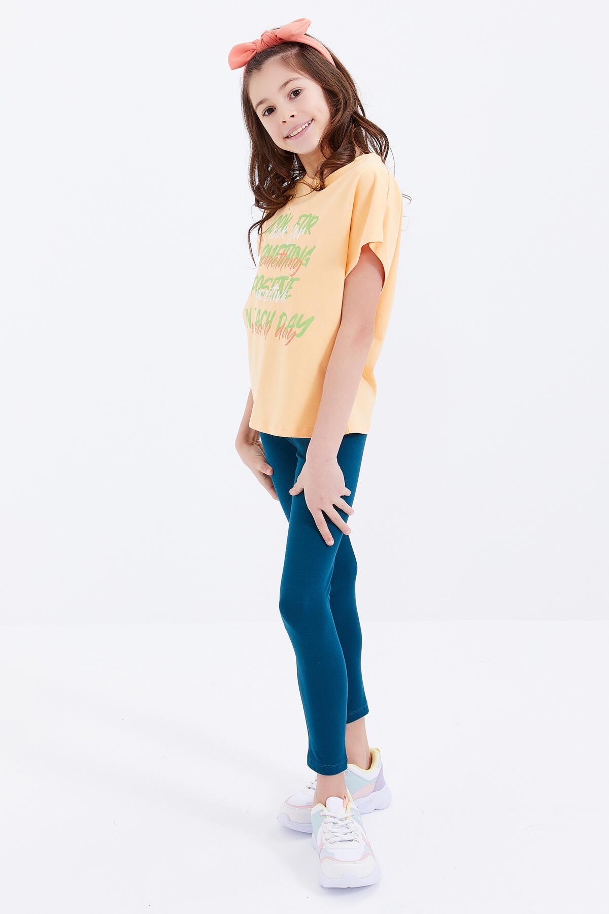 Melon Inside Oversize Colorful Print O Collar Girls' T-Shirt - 75029
