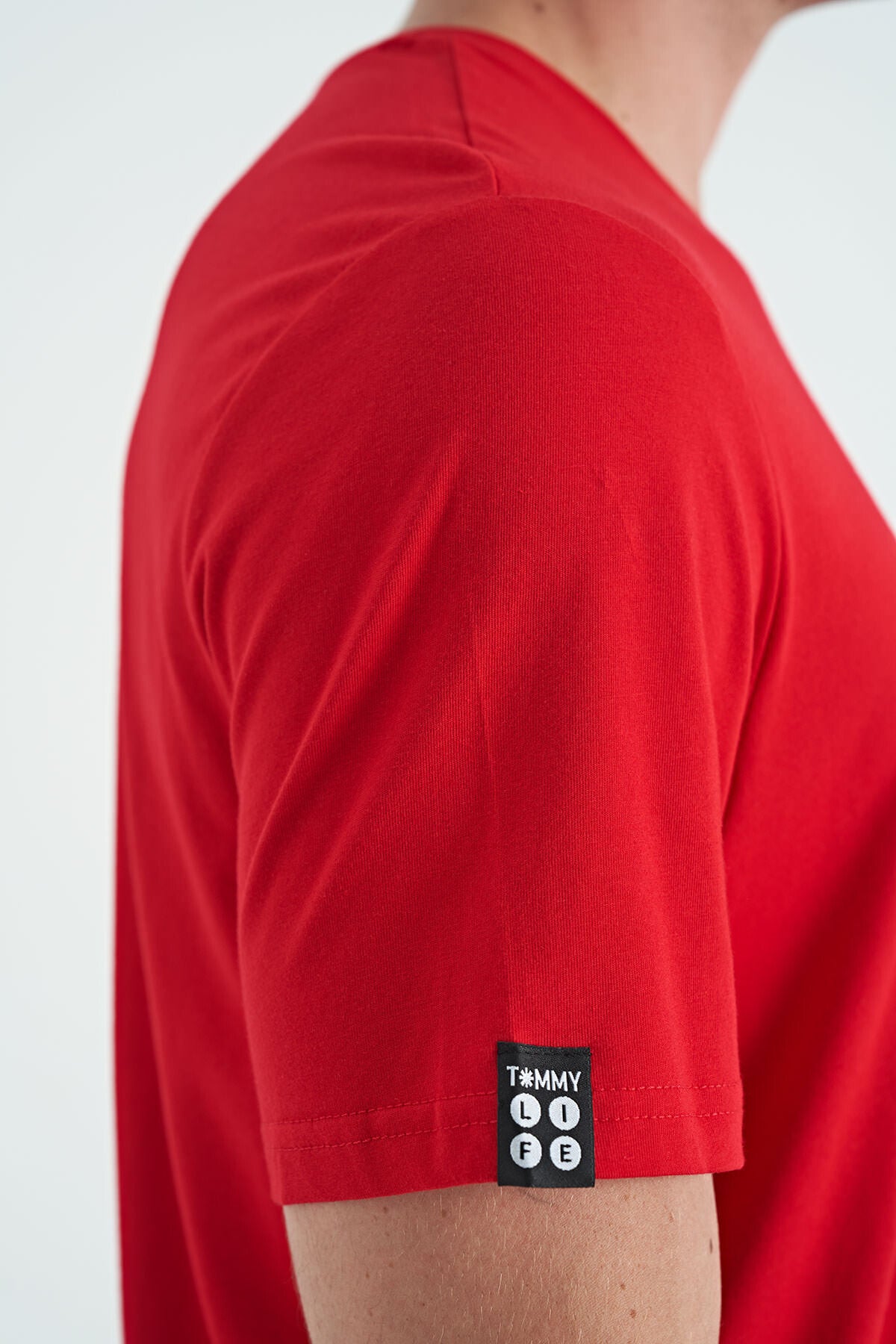 Red Men's Basic Short Sleeve Standard Fit O Neck T-shirt - 87911