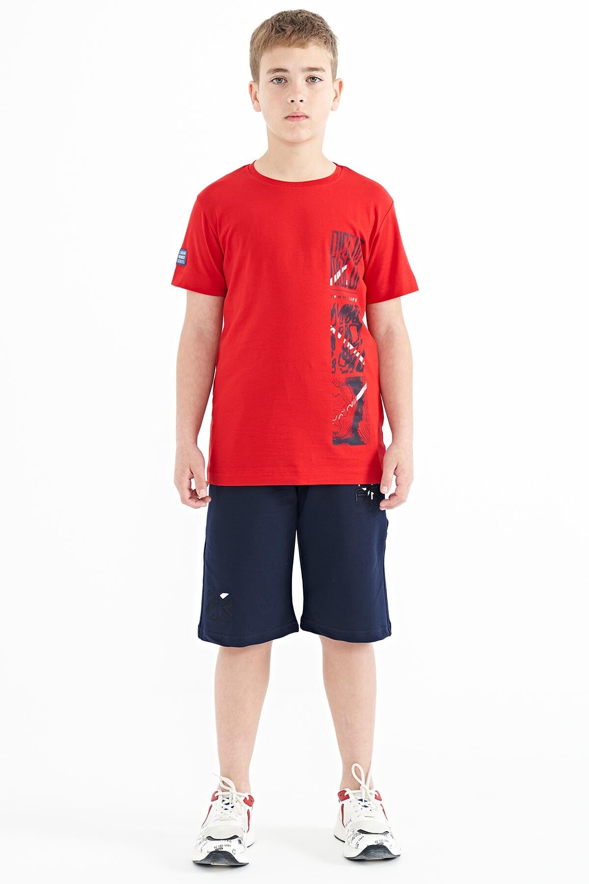 Red Print Detailed O Collar Standard Fit Boys T-Shirt - 11104