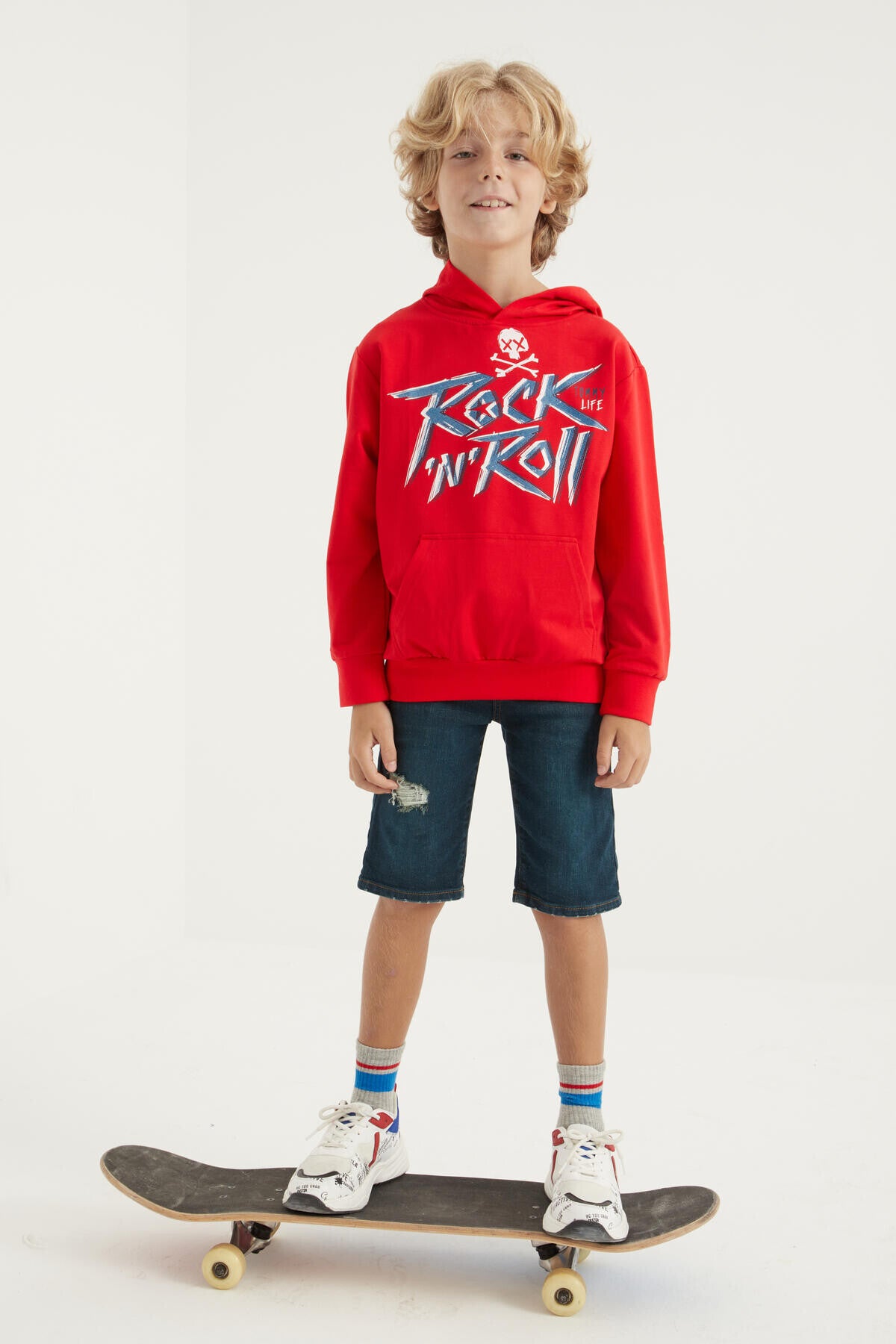 Red Print Kangaroo Pocket Hooded Standard Fit Boys Sweatshirt - 11002