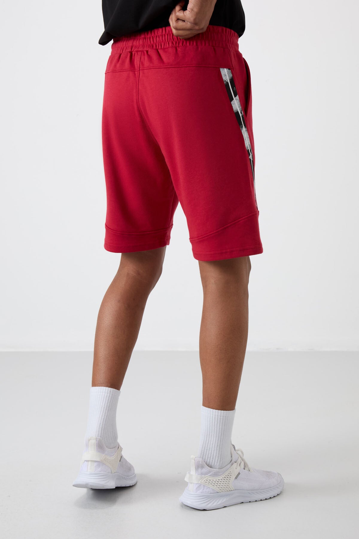 Amos Red Printed Men's Shorts - 81246