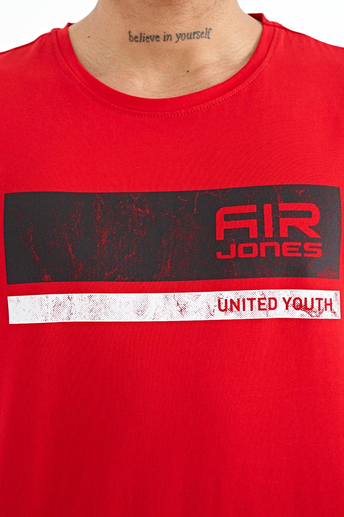 Luke Red O Collar Men's T-Shirt - 88221