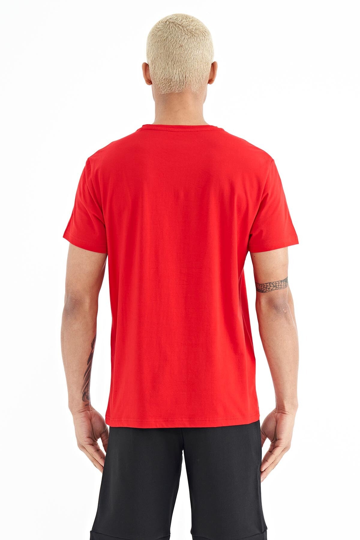 Luke Red O Collar Men's T-Shirt - 88221