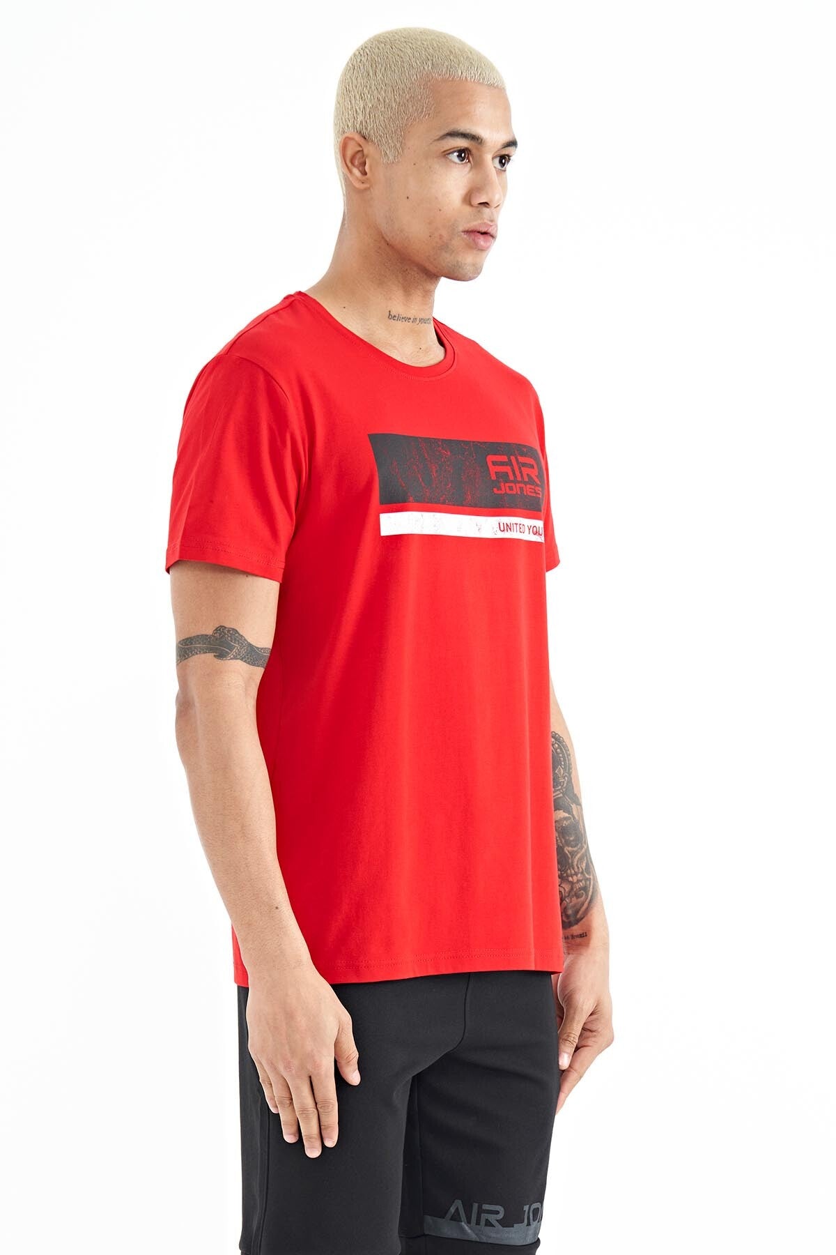 Luke Red O Collar Men's T-Shirt - 88221