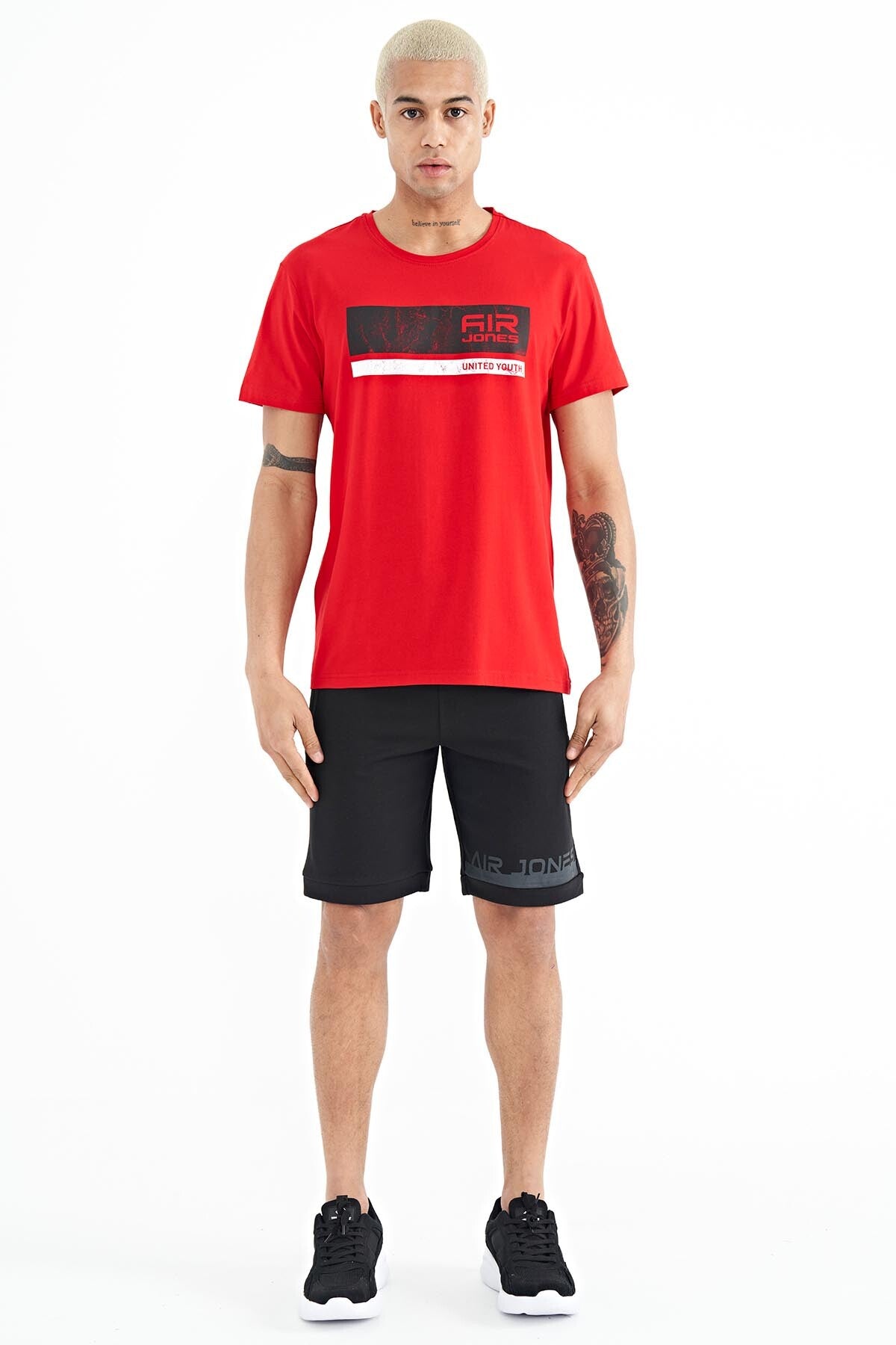 Luke Red O Collar Men's T-Shirt - 88221