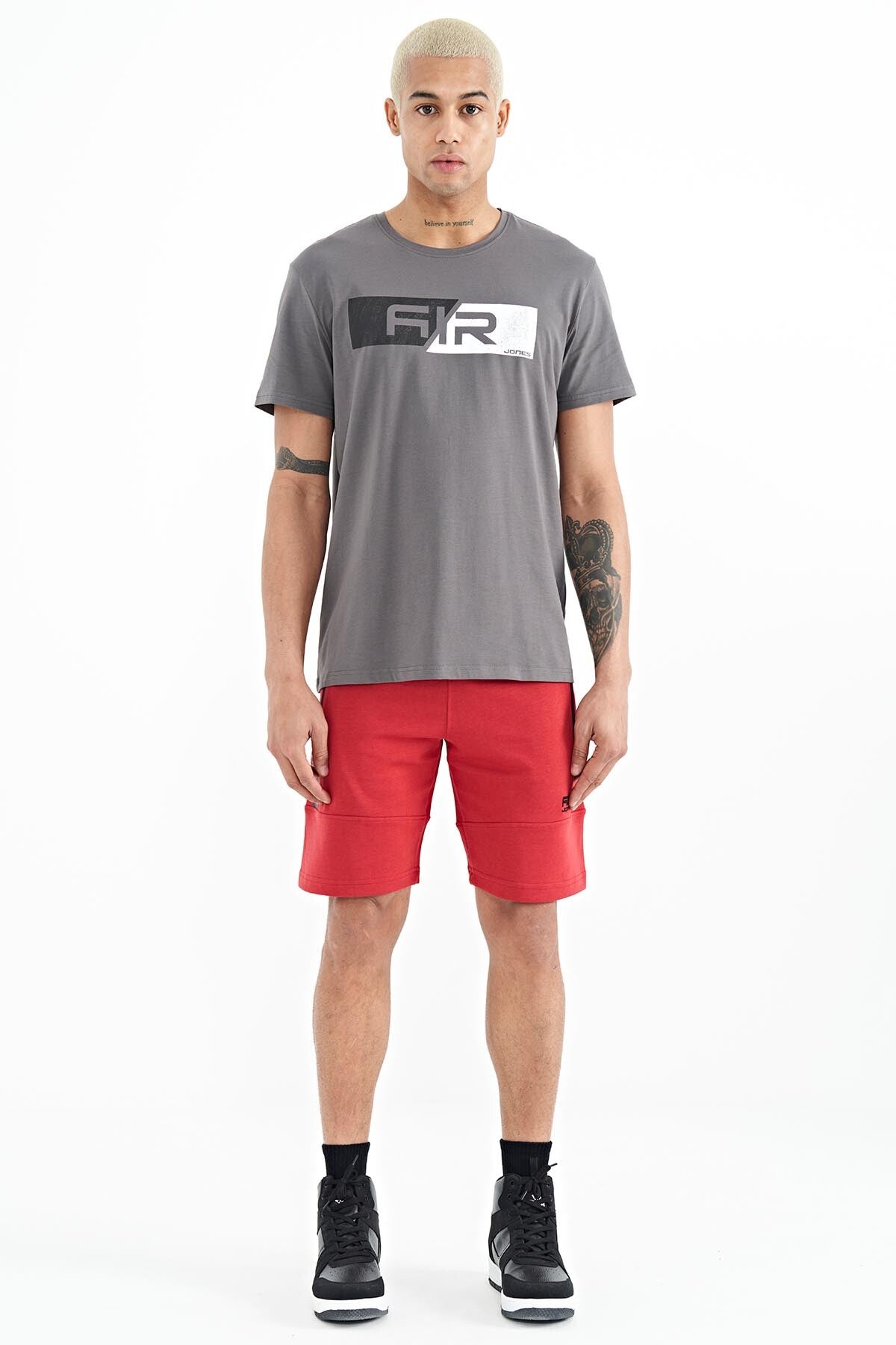 Alec Red Standard Fit Men's Shorts - 81243