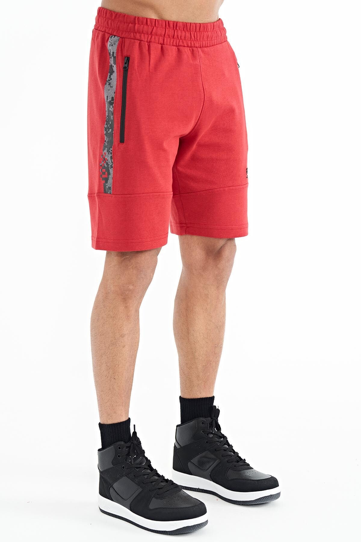 Alec Red Standard Fit Men's Shorts - 81243