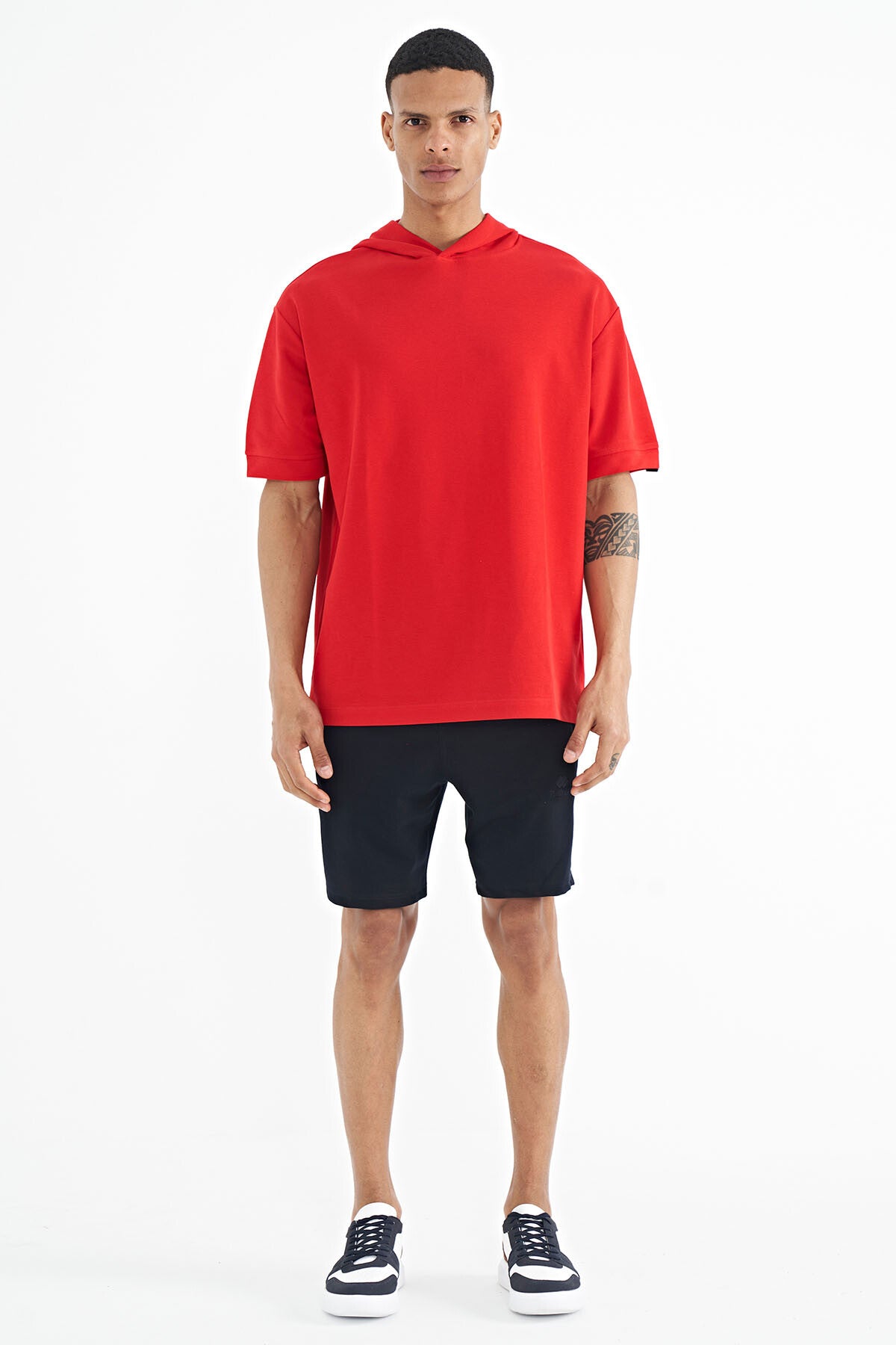 Red Hooded Sleeve Label Detailed Oversize Men's T-shirt - 88179