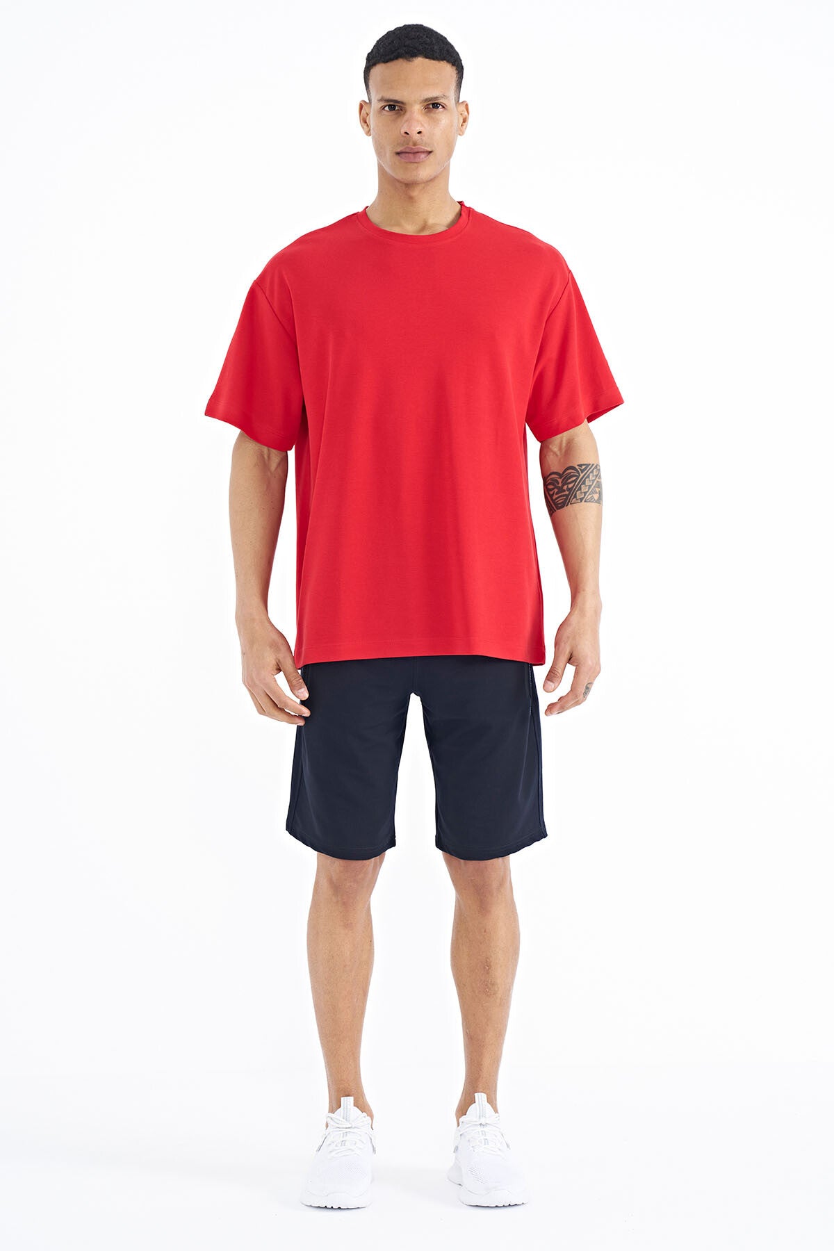 Red Sleeve Embroidered Detailed Basic Oversize Men's T-Shirt - 88193