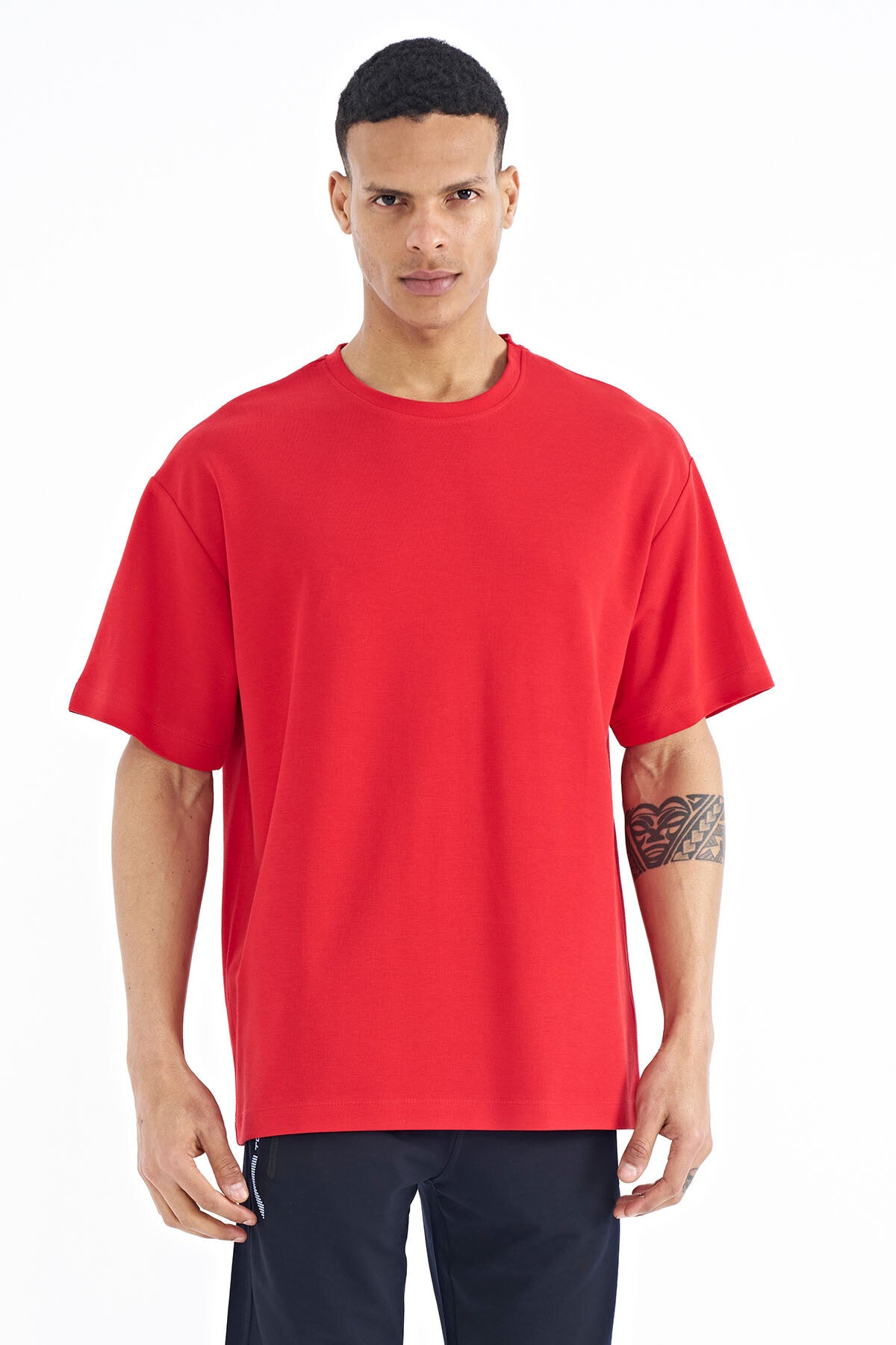 Red Sleeve Embroidered Detailed Basic Oversize Men's T-Shirt - 88193