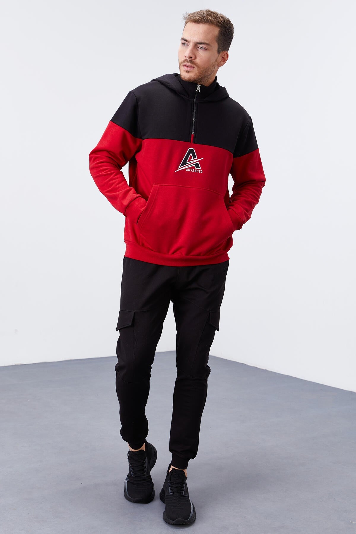 Red Men's Half-Zip Standard Fit Hooded Sweatshirt - 88033