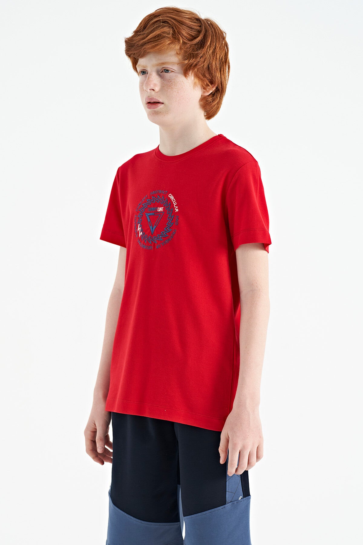Red Embroidered Detailed O Collar Standard Fit Boys' T-Shirt - 11115