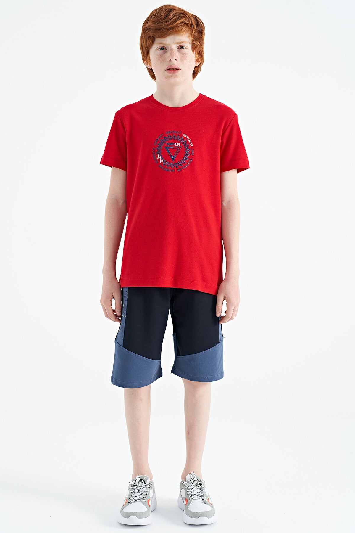 Red Embroidered Detailed O Collar Standard Fit Boys' T-Shirt - 11115
