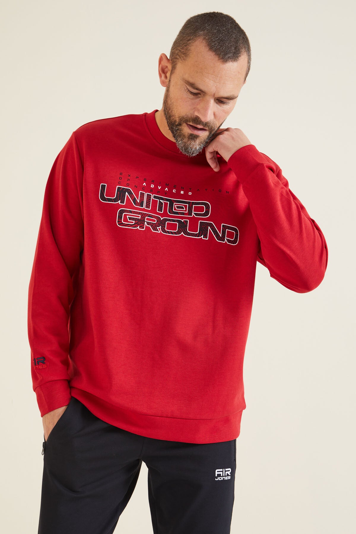 Rufus Red O Collar Men's Sweatshirt - 88127
