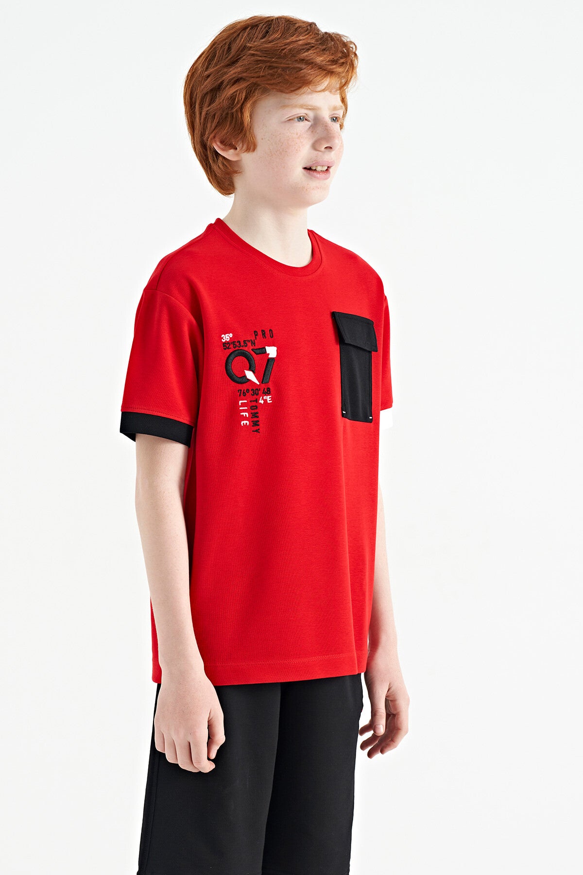 Red O Collar Oversize Pocket Detailed Boys T-Shirt - 11152