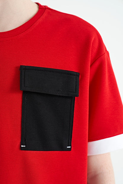 Red O Collar Oversize Pocket Detailed Boys T-Shirt - 11152