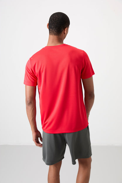 Red O Collar Standard Fit Logo Pattern Active Sport Men's T-Shirt - 88255