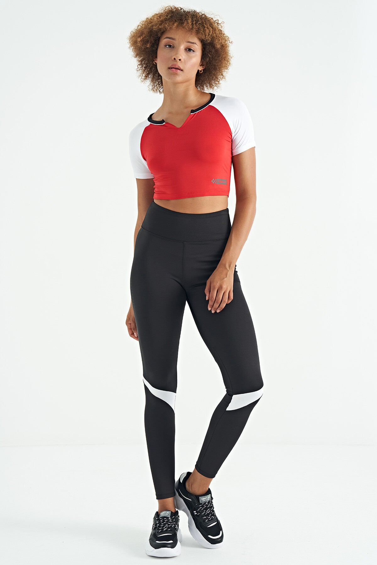 Red Color Block Logo Printed O Neck Slim Fit Women's Crop T-Shirt - 97270