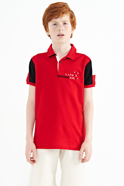 Red Color Blocked Shoulder Trim Detailed Standard Pattern Boys T-Shirt - 11155
