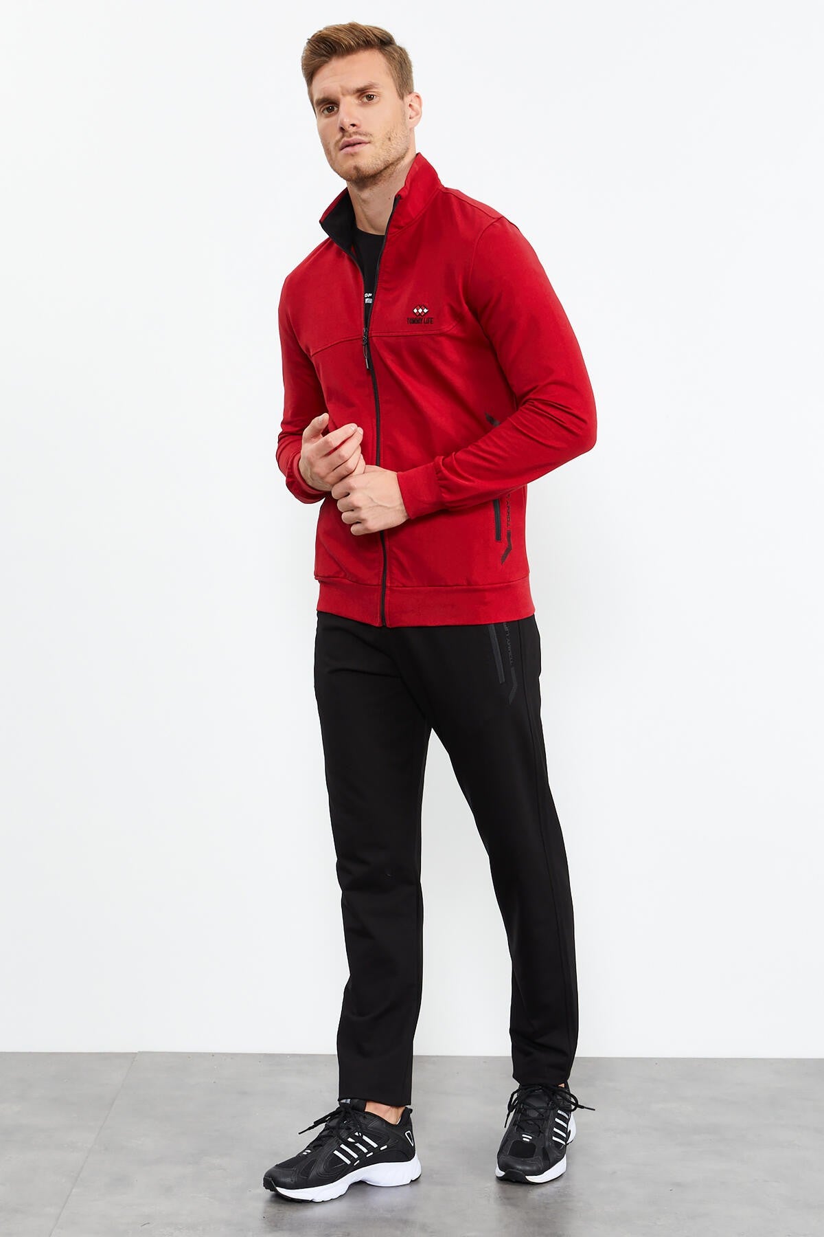 Red - Black Stand-Up Collar Zippered Standard Fit Classic Cuff Men's Tracksuit Set - 85152
