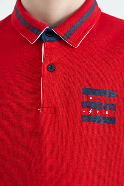 Red Collar Color Block Print Detailed Standard Fit Boys' T-Shirt - 11111