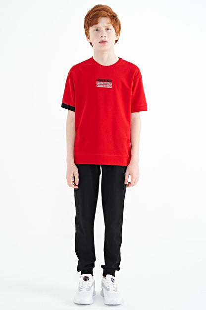 Red Embroidered O Collar Oversize Boys T-Shirt - 11146