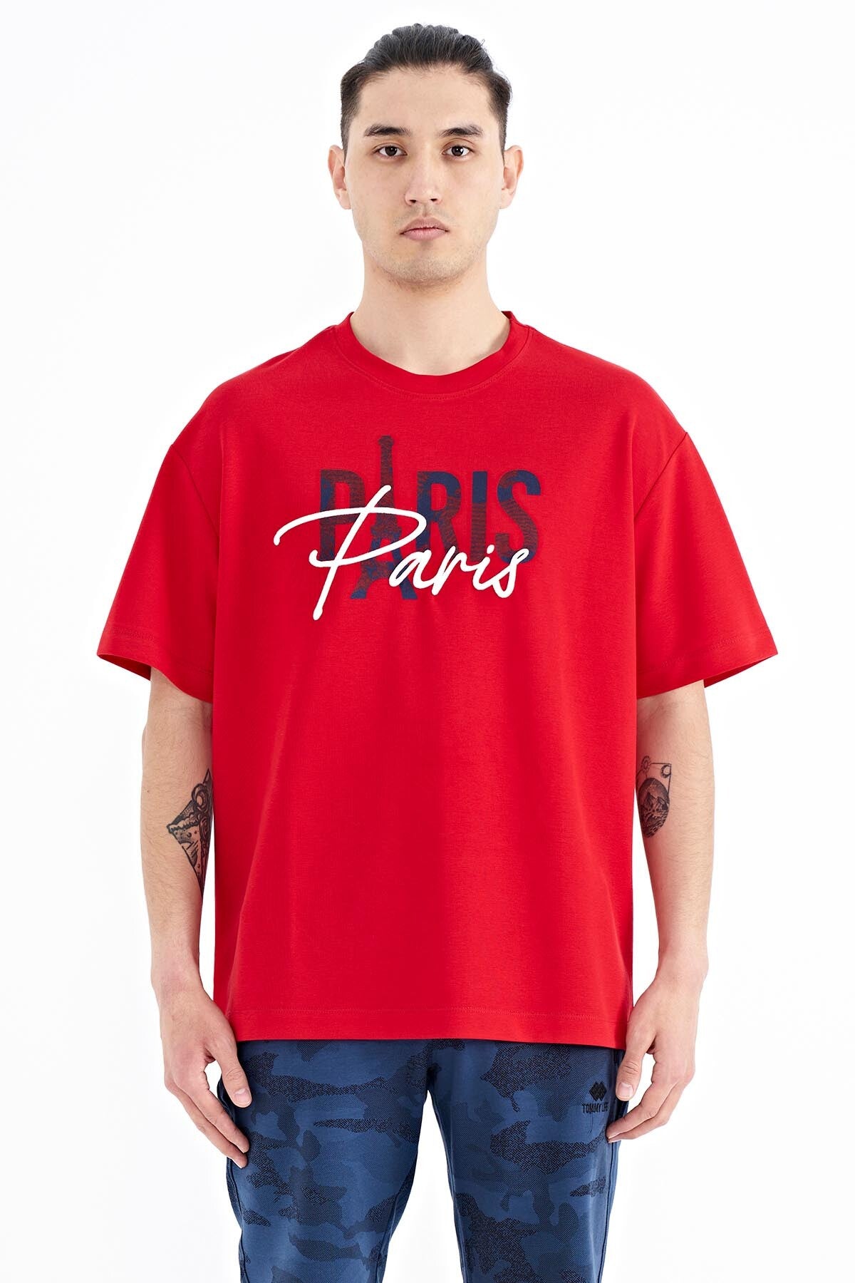 Red Embroidered Letter O Collar Oversize Men's T-Shirt - 88223