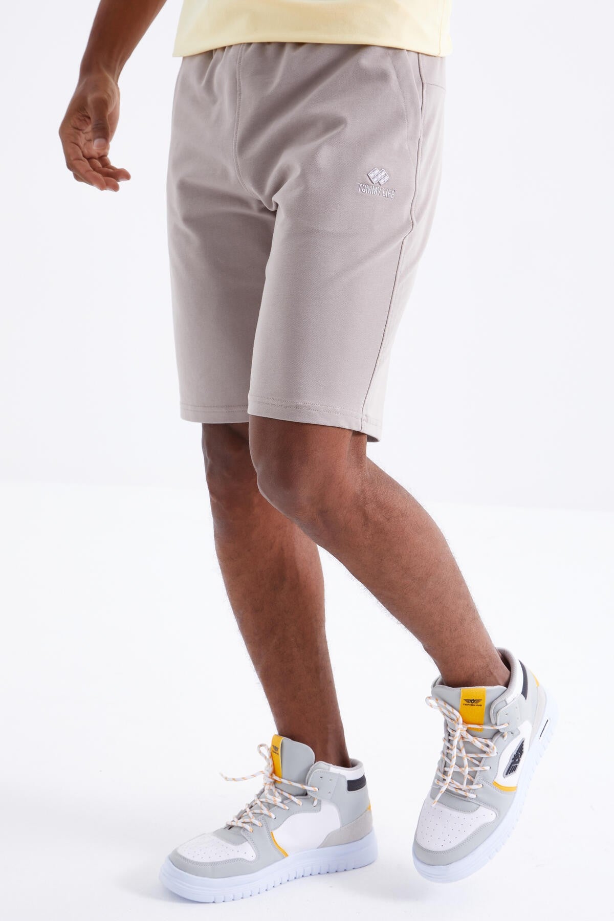 Dark Beige Laced Standard Fit Basic Men's Shorts - 81212