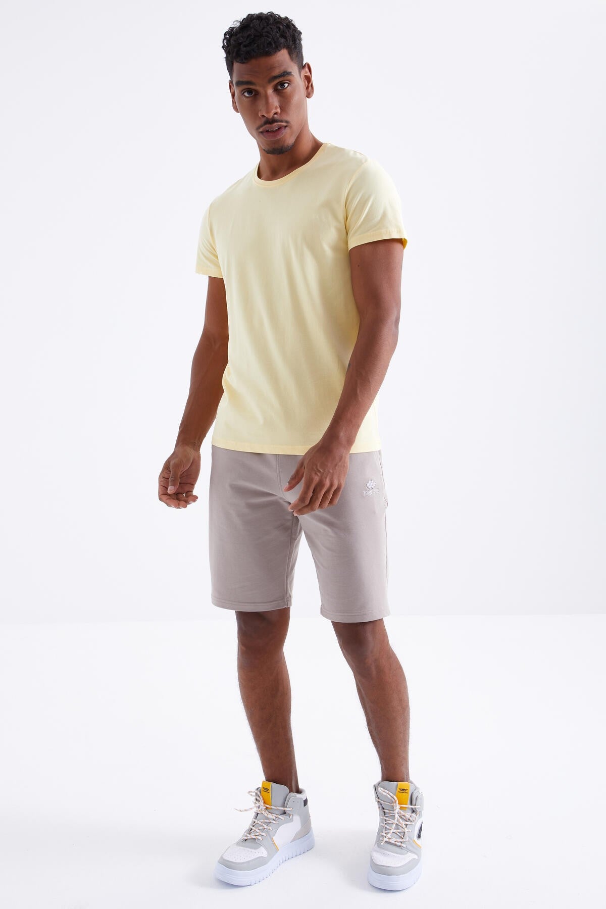 Dark Beige Laced Standard Fit Basic Men's Shorts - 81212