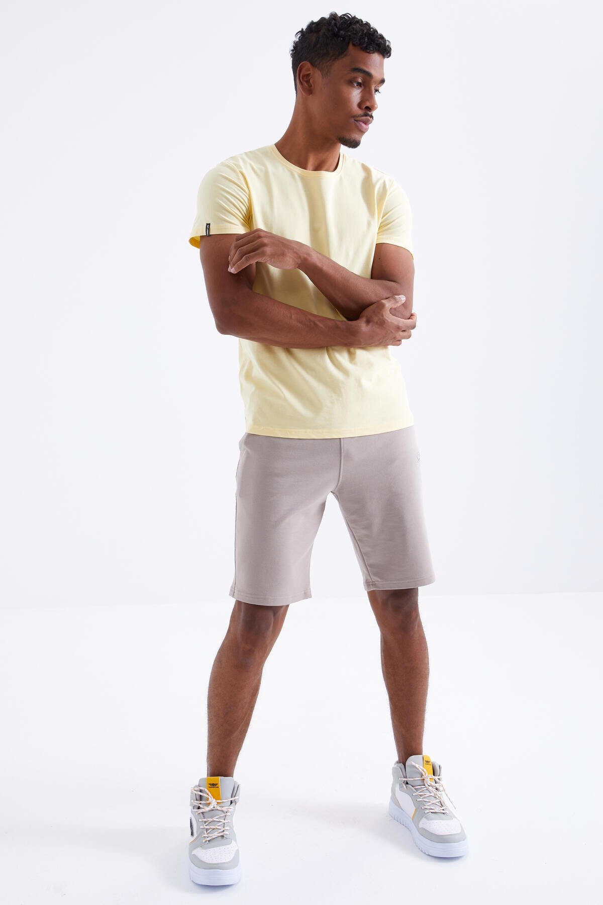 Dark Beige Laced Standard Fit Basic Men's Shorts - 81212