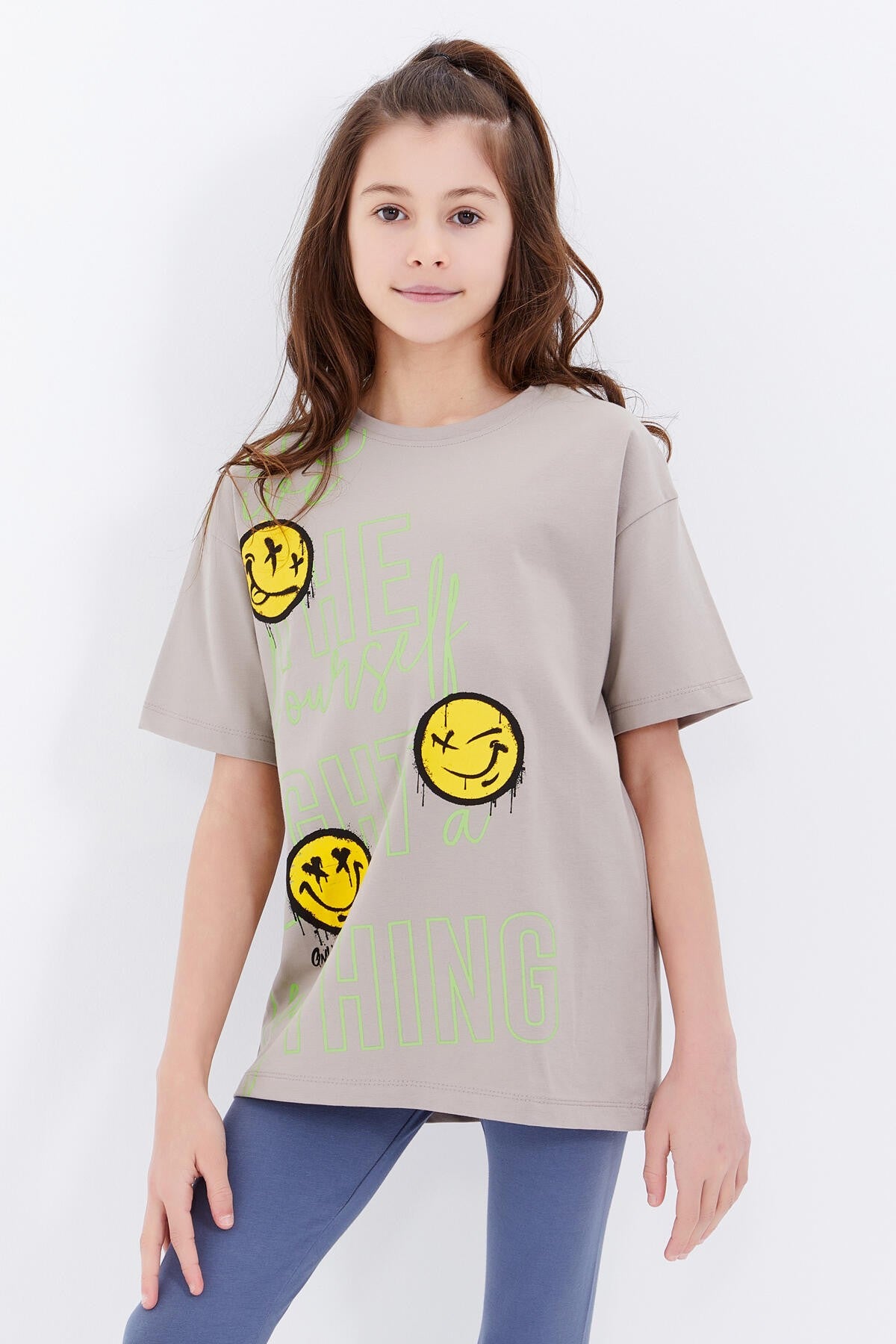 Dark Beige Oversize Emoji Print O Neck Drop Shoulder Girl's T-Shirt - 75042