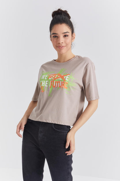Dark Beige Color Print O Collar Women's Oversize T-Shirt - 97212