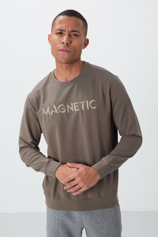 Dark Beige Embroidered O Collar Comfort Fit Fleece-Lined Men's Sweatshirt - 88020
