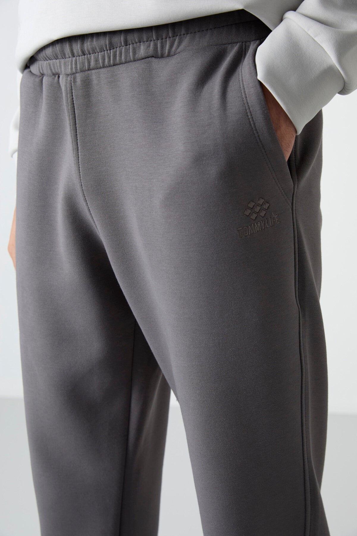 Dark Grey Laced Slim Fit Men's Tracksuit Bottom - 84999
