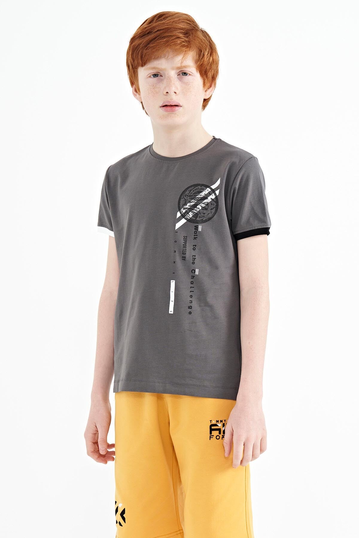 Dark Grey Print Detailed O Collar Standard Fit Boys' T-Shirt - 11131