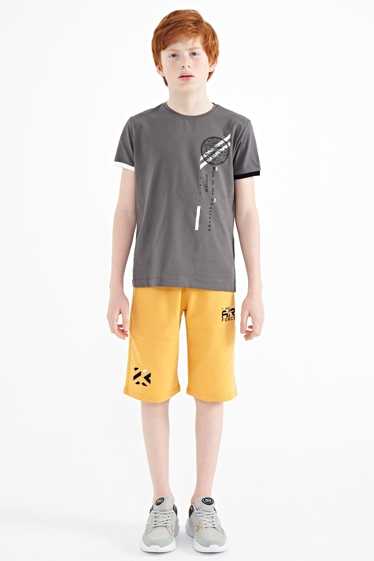 Dark Grey Print Detailed O Collar Standard Fit Boys' T-Shirt - 11131