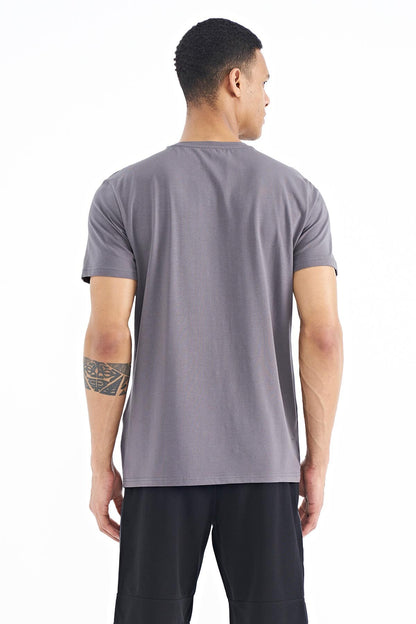 Dean Dark Grey Standard Fit Men's T-Shirt - 88211