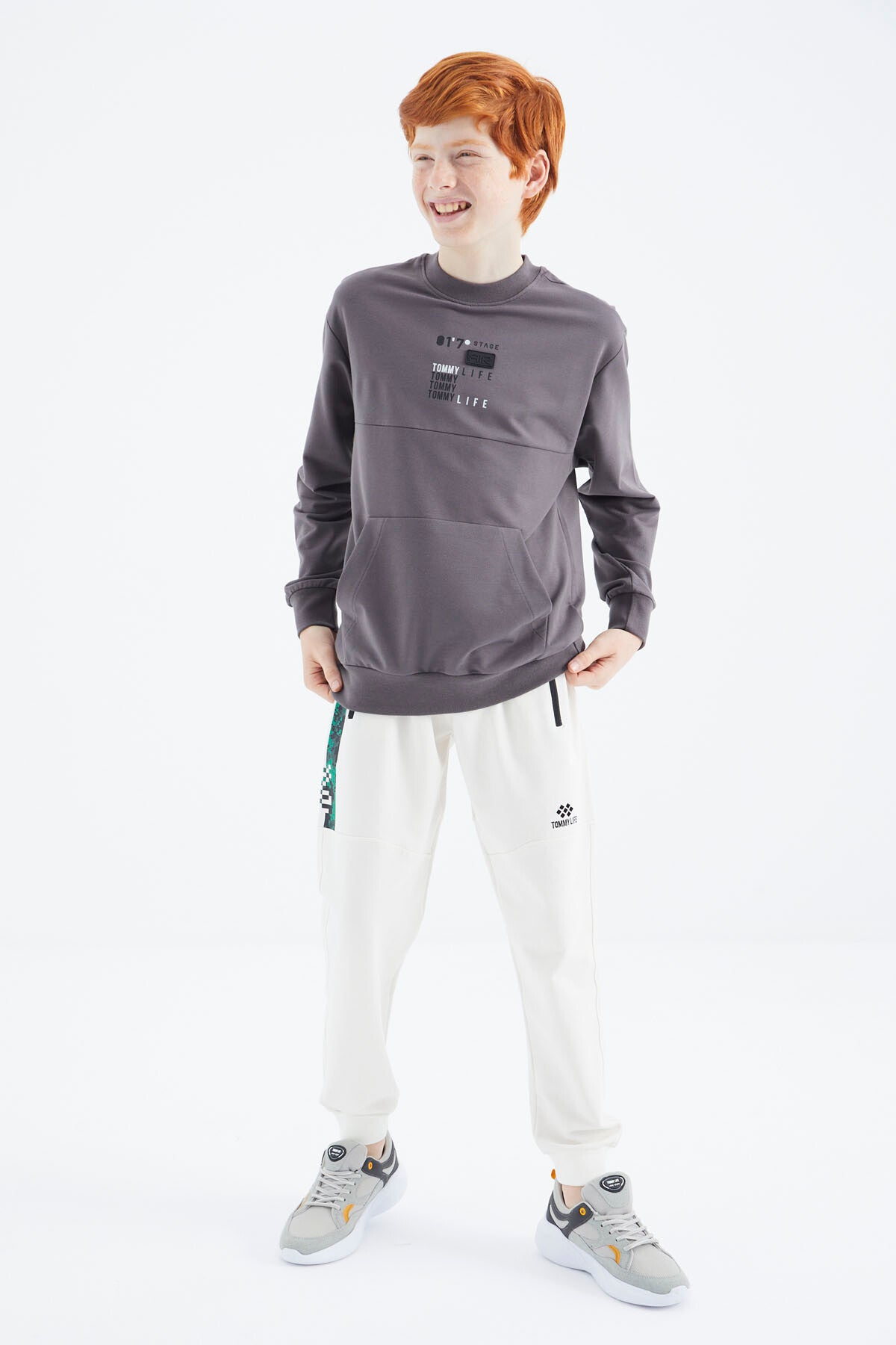 Dark Grey Printed Boys' Sweatshirt - 11175