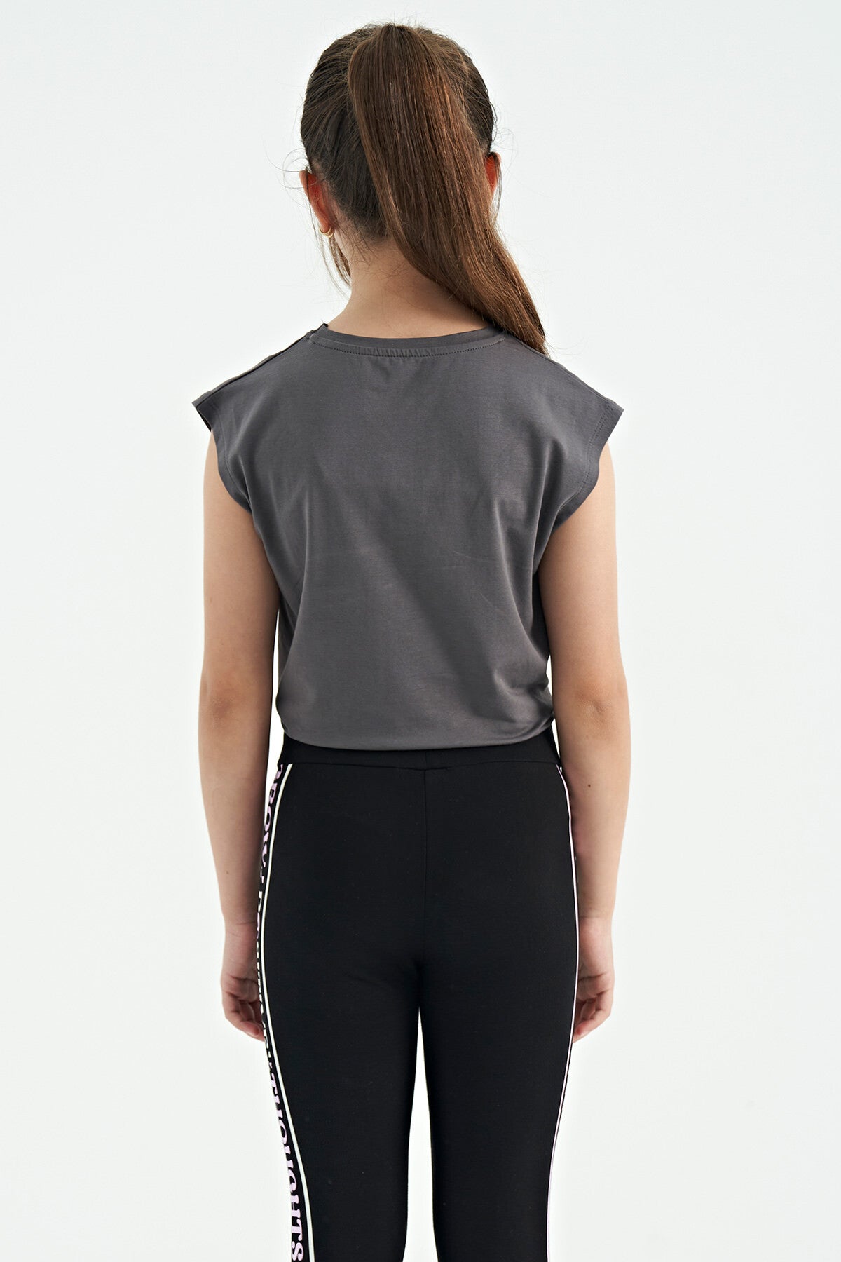 Dark Grey Heart Print Front Knot Detailed Comfortable Fit Girls' T-Shirt - 75114